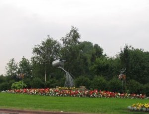 Freckleton in Bloom Can